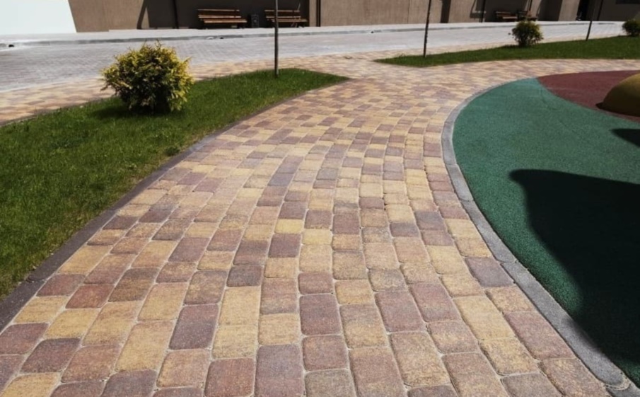 Плитка тротуарная Классико А.1.КО.4 гранит коричневый, комплект 2 шт, толщина 40 мм