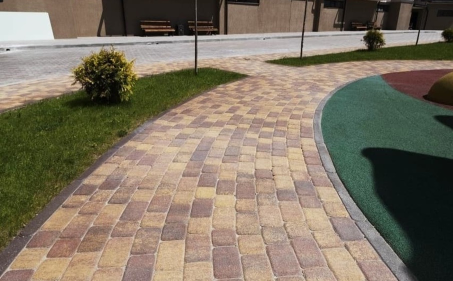 Плитка тротуарная Классико А.1.КО.4 листопад гранит осень, комплект 2 шт, толщина 40 мм