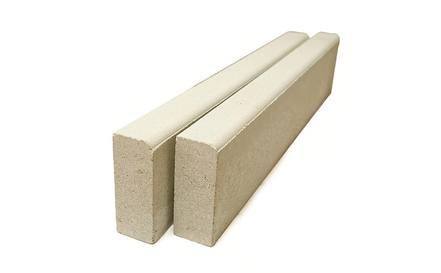 Тротуарный бордюр BRAER БР 100.20.8 белый, 1000*80*200 мм