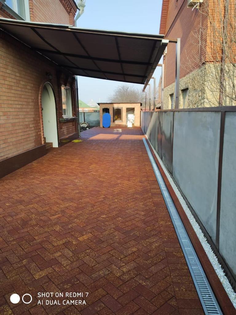 Решетка водоприемная штампованная стальная оцинкованная AQUASTOK Norma ECO 0,8 DN100 класс A15