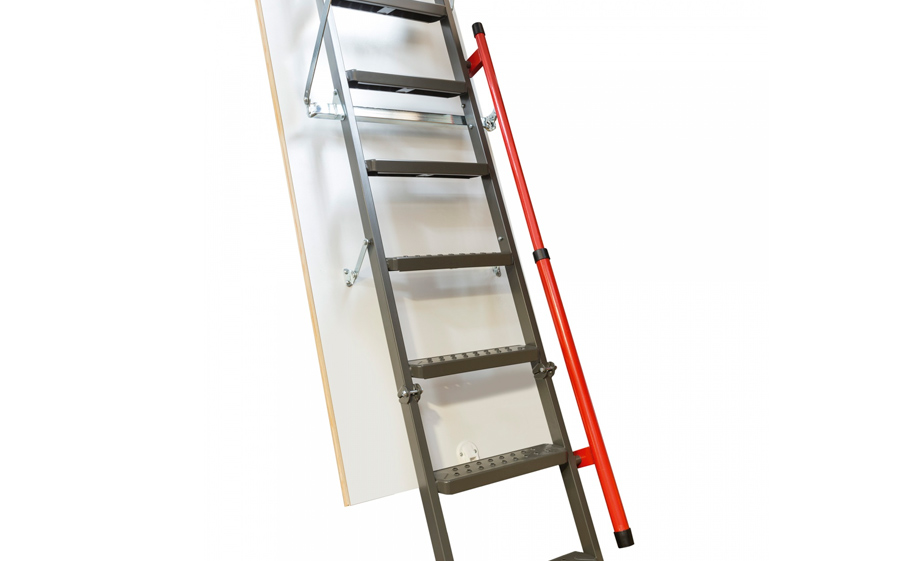 Металлическая лестница FAKRO LMK, высота 3660 мм, размер люка 600*1440 мм