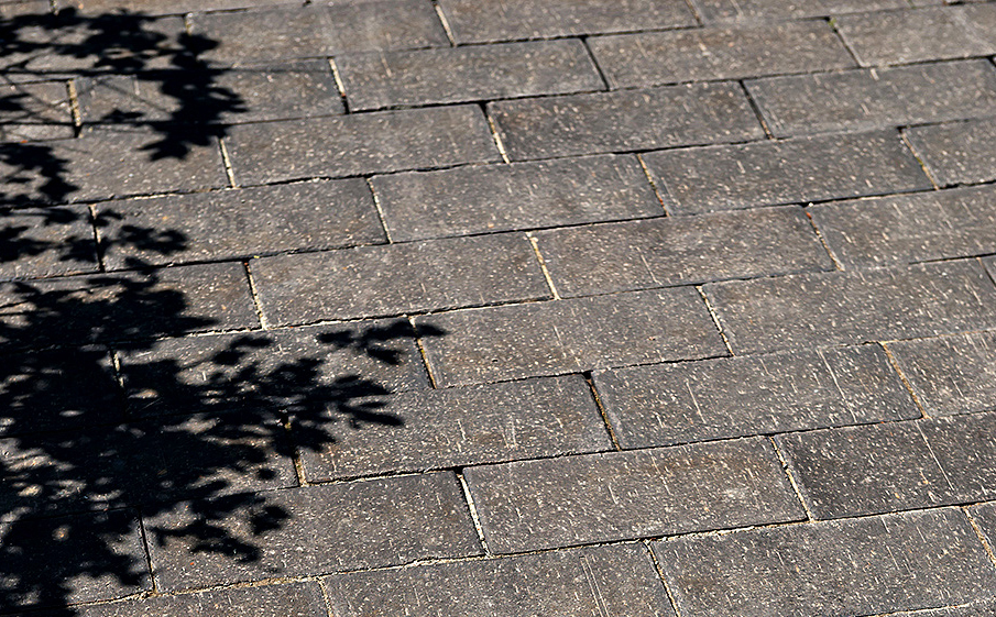 Клинкерная брусчатка Westerwaelder Klinker PK815 Schwarz-bunt Edelglanz, 200*100*40 мм