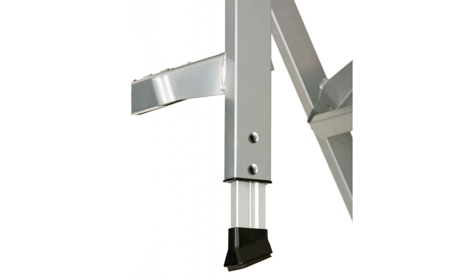 Металлическая лестница FAKRO LML Lux, высота 2800 мм, размер люка 700*1400 мм