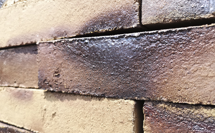 Кирпич клинкерный Muhr 34 KS Grau nuanciert Kohle Spezial Wasserstrich, 240*52*52 мм