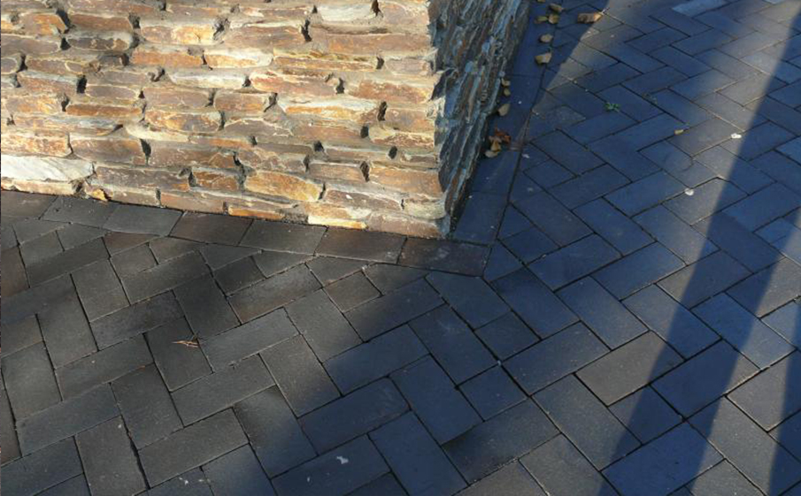 Клинкерная брусчатка Muhr №15 Schwarz-bunt edelglanz, 200*100*40 мм