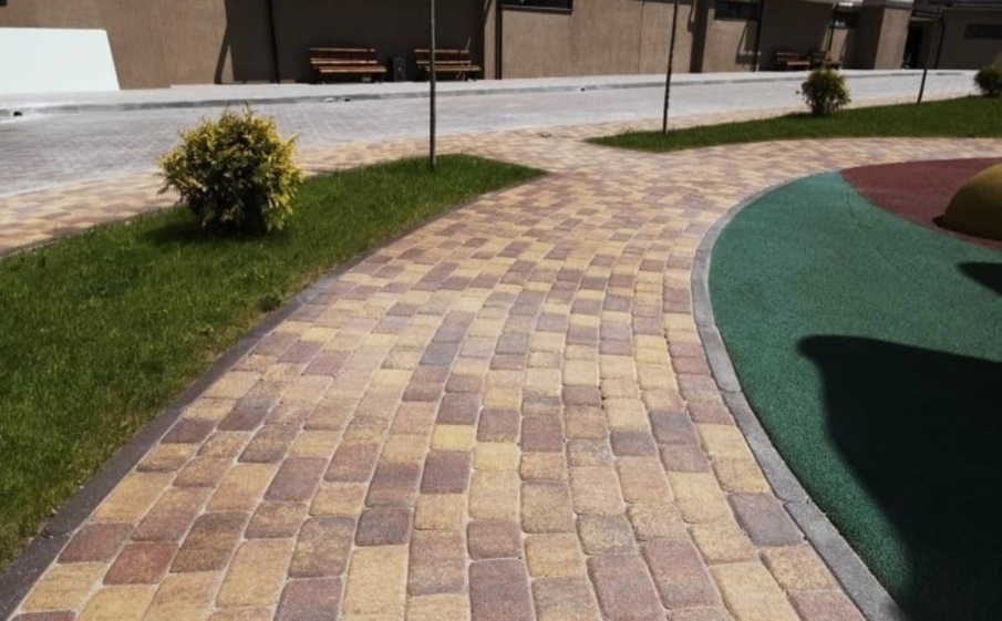 Плитка тротуарная Классико А.1.КО.4 стандарт гладкий желтый, комплект 2 шт, толщина 40 мм