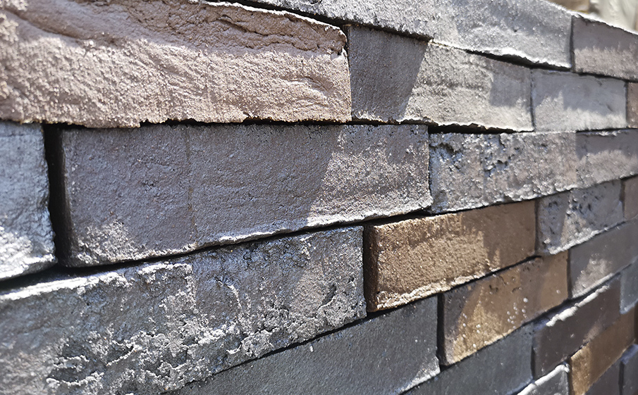 Кирпич клинкерный Muhr 05 Eisenschmelz Schwarzbraun Wasserstrich, 240*71*50 мм