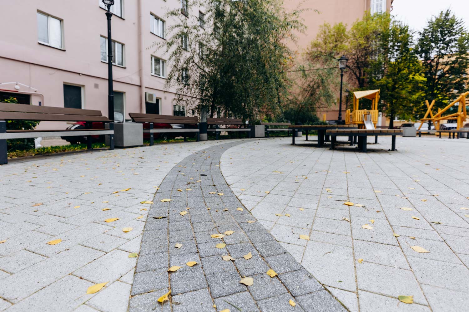 Плитка тротуарная Готика Granite FERRO, Квадрат В.1.К.8, Исетский 100*100*80 мм