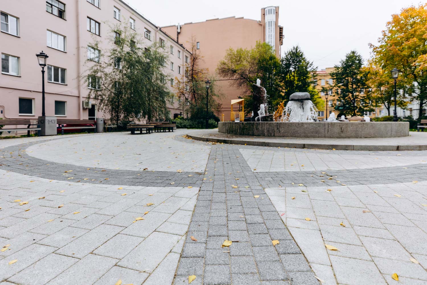Плитка тротуарная Готика Granite FERRO, Квадрат В.1.К.8, Исетский 100*100*80 мм