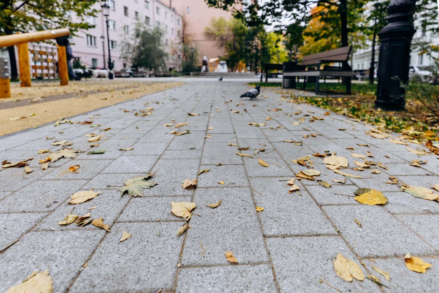 Плитка тротуарная Готика Granite FERRO, Новый Город В.2.Псм.8, Белла Уайт 260/160/100*160*80 мм