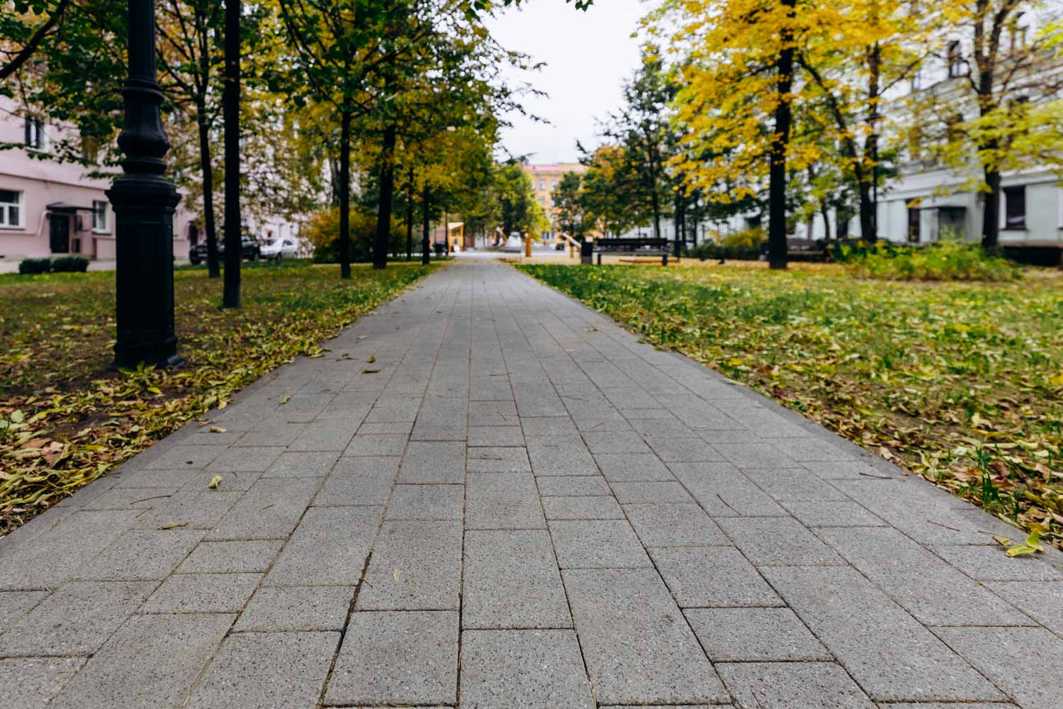 Плитка тротуарная Готика Granite FERRO, Новый Город В.2.Псм.8, Белла Уайт 260/160/100*160*80 мм