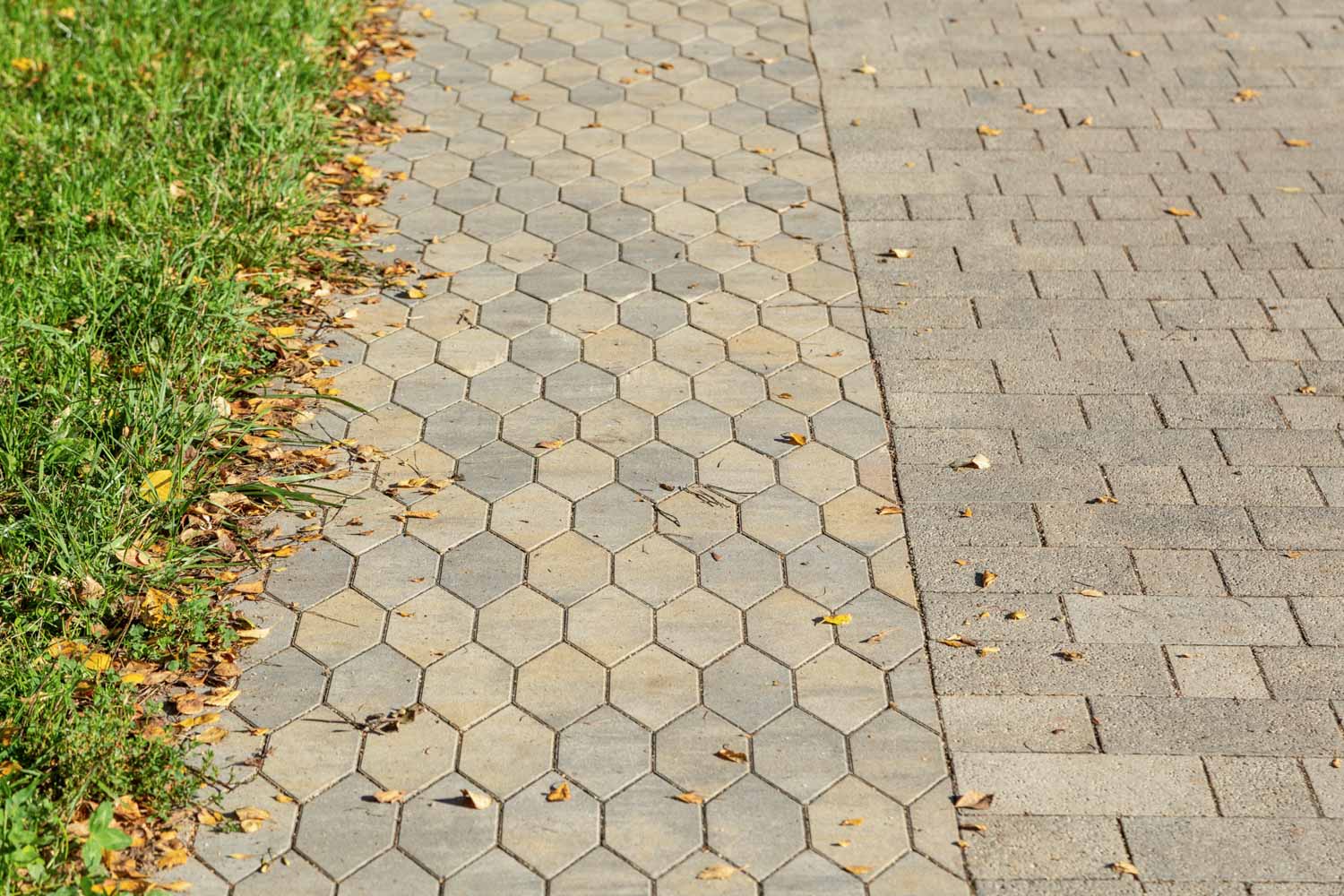 Плитка тротуарная Скошенный шестиугольник Б.1.ШГ.6 искусственный камень базальт, 100*100*100*60 мм 