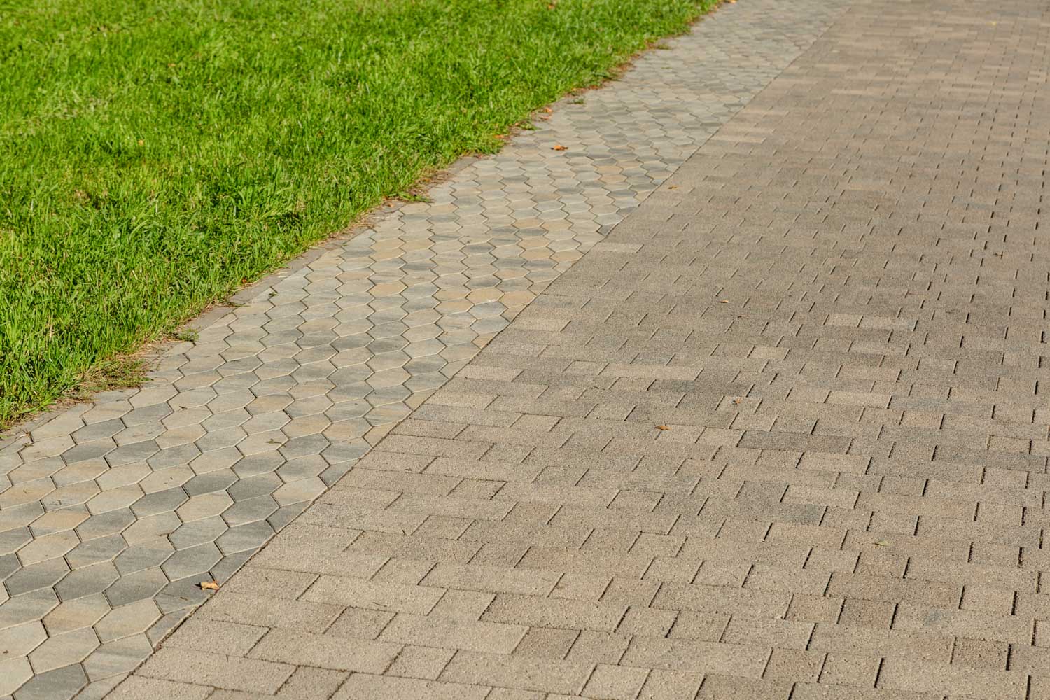 Плитка тротуарная Скошенный шестиугольник Б.1.ШГ.6 искусственный камень базальт, 100*100*100*60 мм 