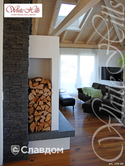 Гостиная частного коттеджа с применением облицовочного камня White Hills Кросс Фелл 109-80
