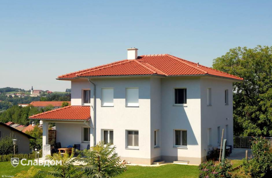 Жилой дом с черепицей TONDACH Sulm red engobe