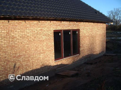 Одноэтажный жилой дом с облицовкой кирпичом Terca Orchidee Rose