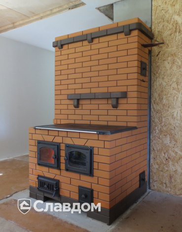 Печь с применением облицовочного кирпича Lode DZINTRA +BRUNIS+BRUNIS F15 