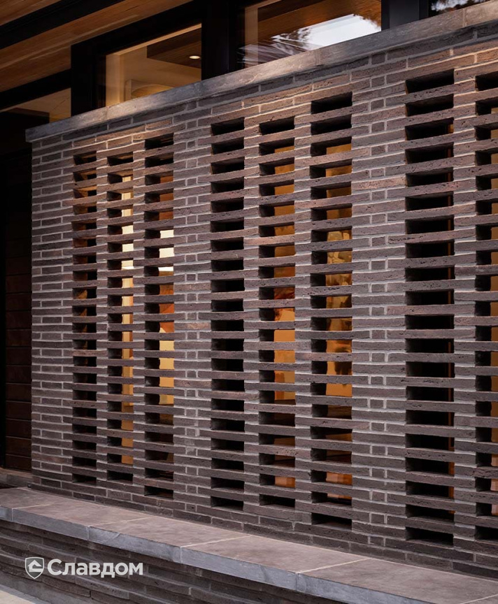 Вилла в Канаде с использованием кирпича Randers Tegl RT161 Ultima