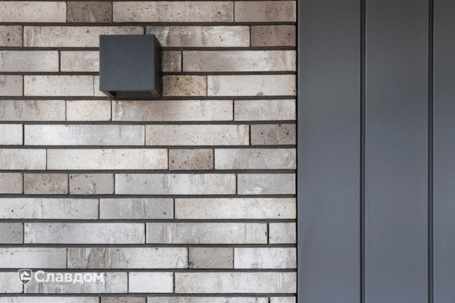 Частный дом в Рейссене с облицовкой кирпичом Joseph Bricks Ashley