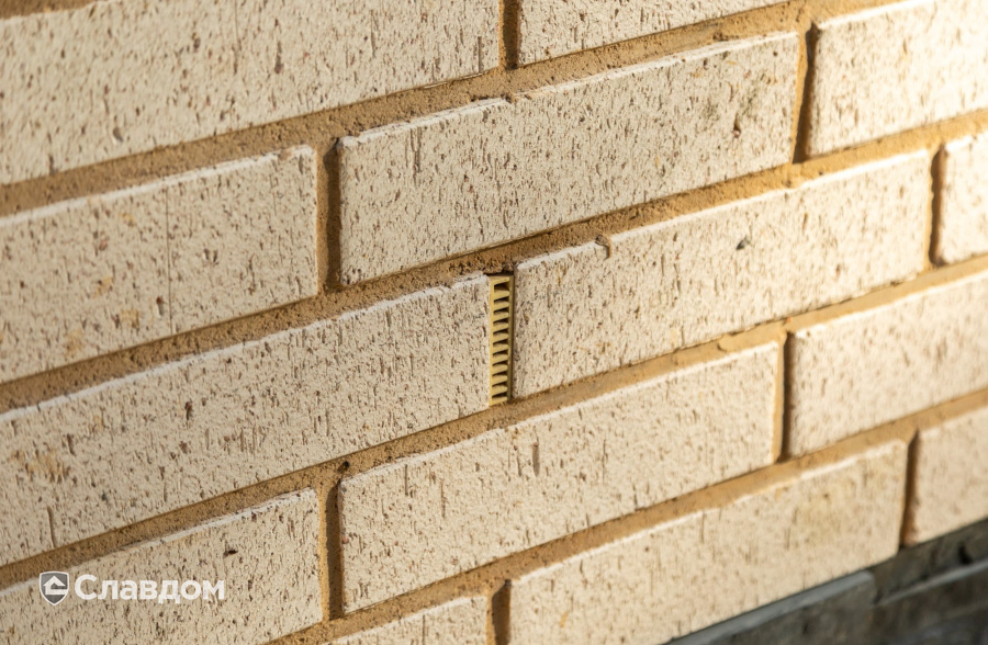 Частный дом в Ленинградской области с облицовкой кирпичом Terca 