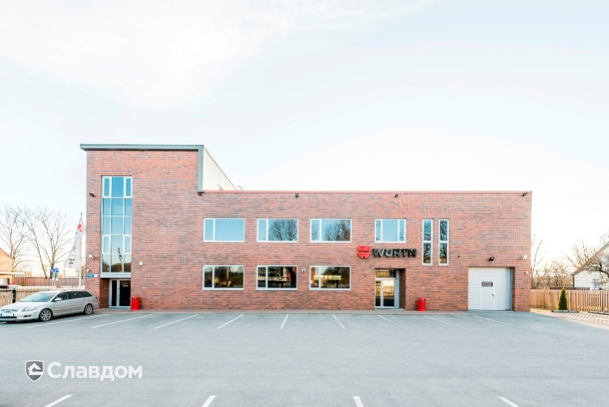 Офисное здание WURTH с облицовкой кирпичом Terca Red гладкий