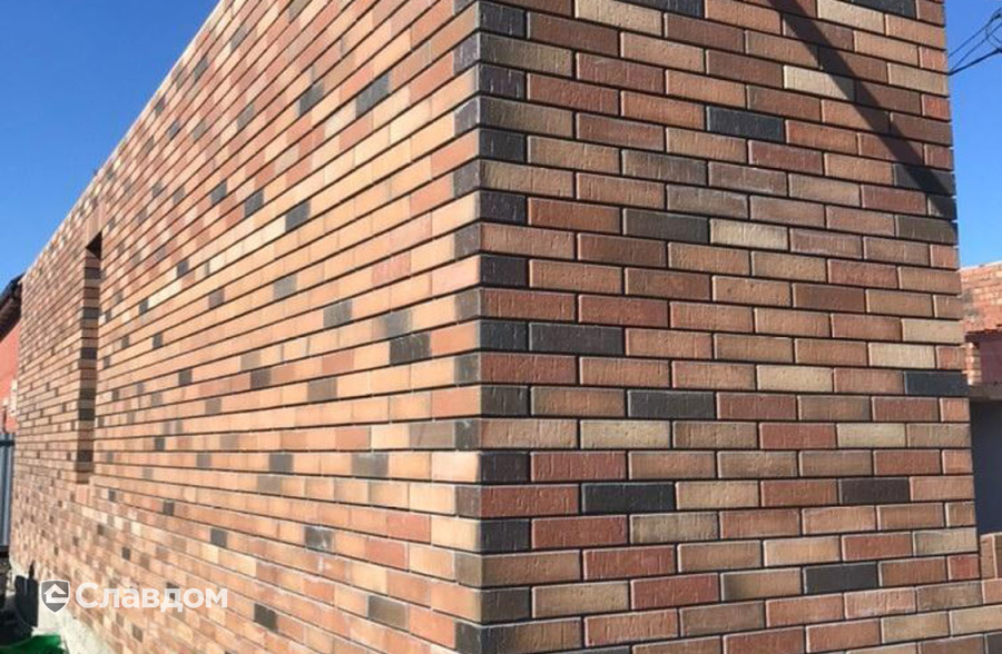Дом с облицовкой из кирпича Славянский КЗ Верона-Кроста