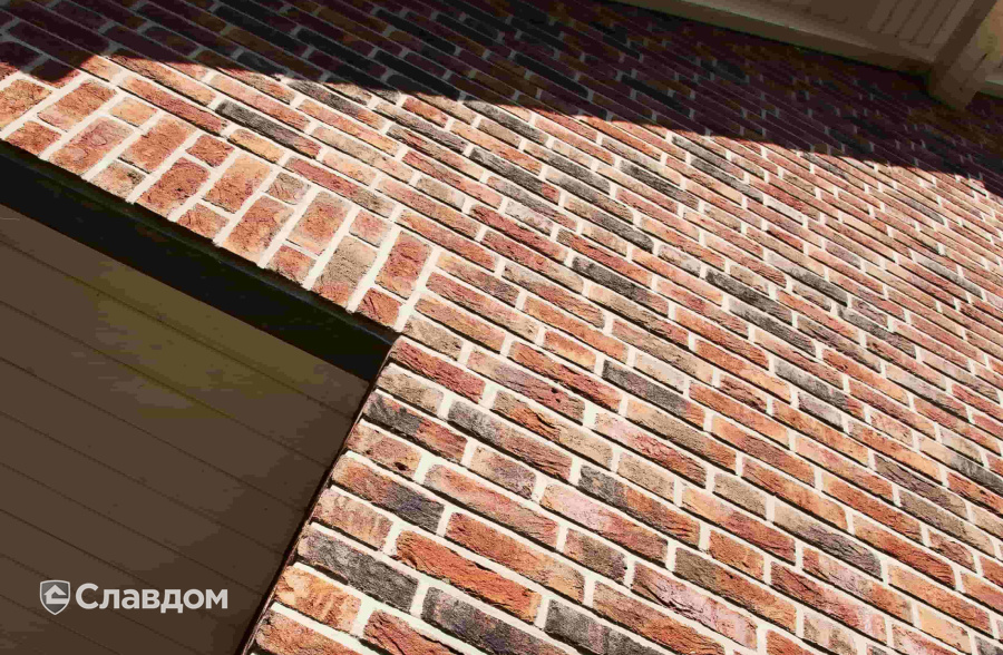 Частный дом с облицовкой кирпичом ручной формовки MUHR Nr 13 Friesland