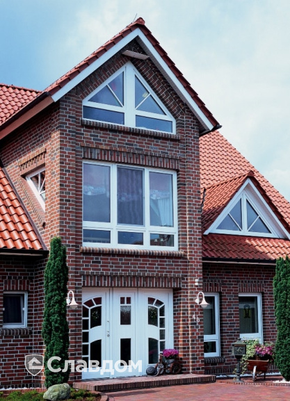 Дом с мансардой с облицовкой кирпичом Terca KK1