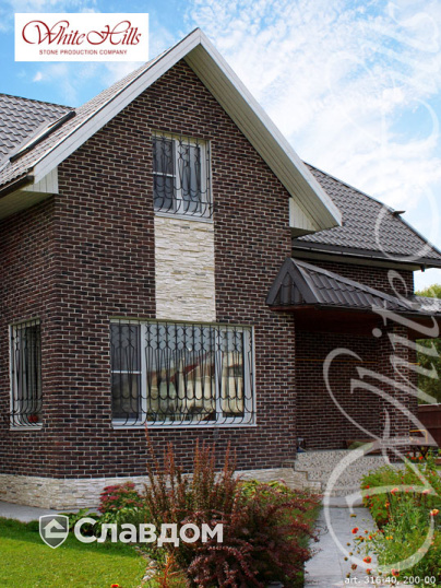 Коттедж с применением облицовочного камня White Hills Брюгге Брик 316-40