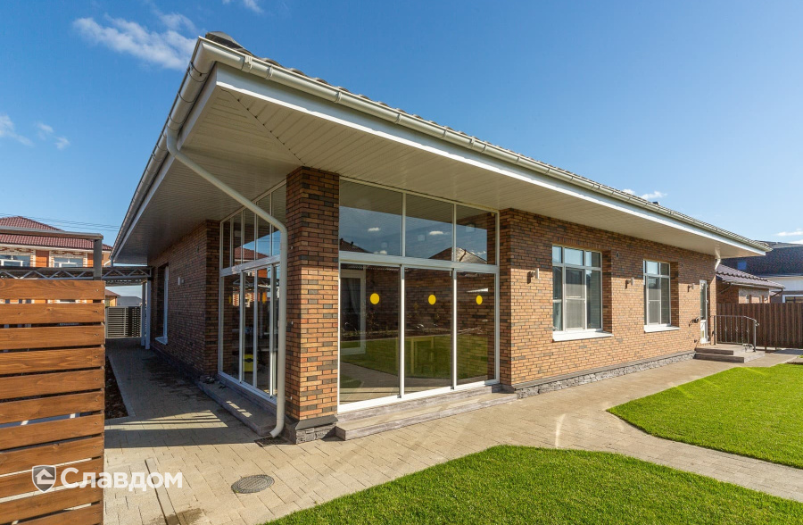 Частный дом с облицовкой кирпичом ModFormat Халден