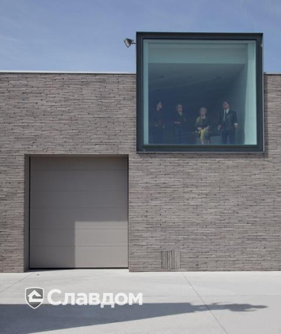 Галерея Deweer Gallery (Бельгия) с облицовкой кирпичом Terca Polaris Wasserstrich Special Grijs