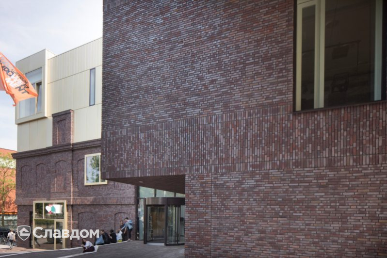 Консерватория принца Клауса с облицовкой кирпичом Terca Cumberland Falls