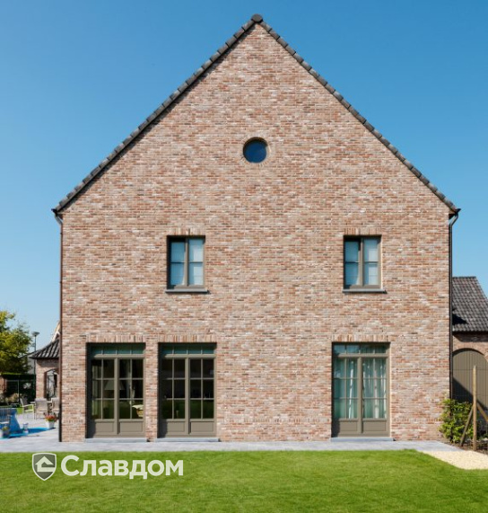 Частный дом в Оострозебеке с облицовкой кирпичом Terca Oud Kempisch