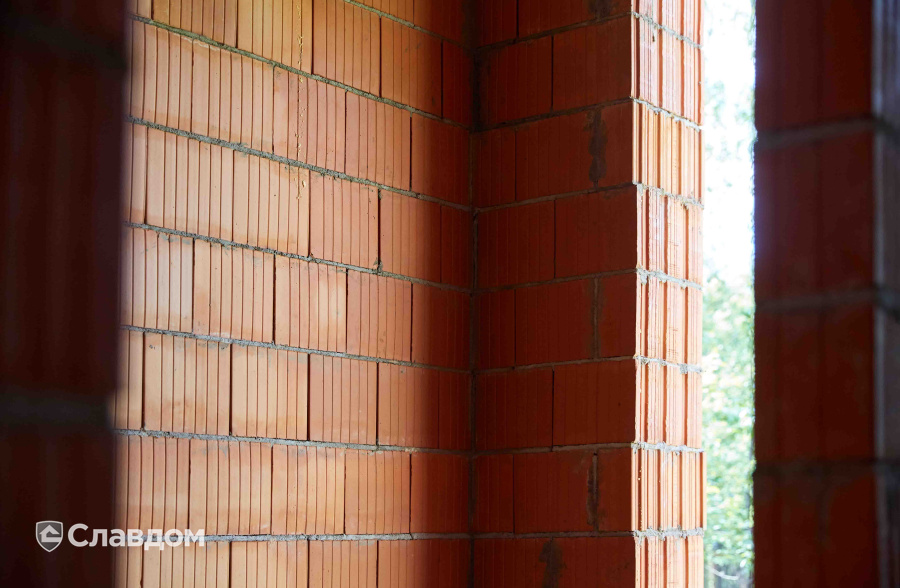 Частный дом из керамических поризованных блоков ЛСР