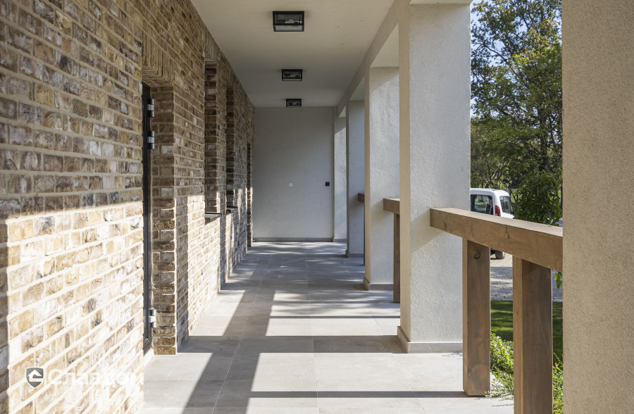 Ресторан с применением керамического кирпича ENGELS HANDFORM Barnsteen