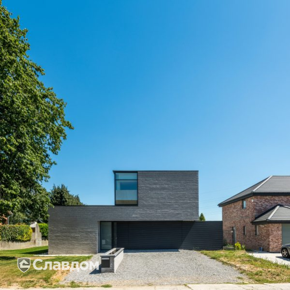 Частный дом в Бесонрье с облицовкой кирпичом Terca Polaris Wasserstrich Spezial Grijs