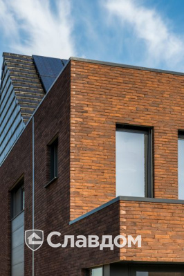 Частный дом в Антверпене с облицовкой кирпичом Terca Iluzo Paars