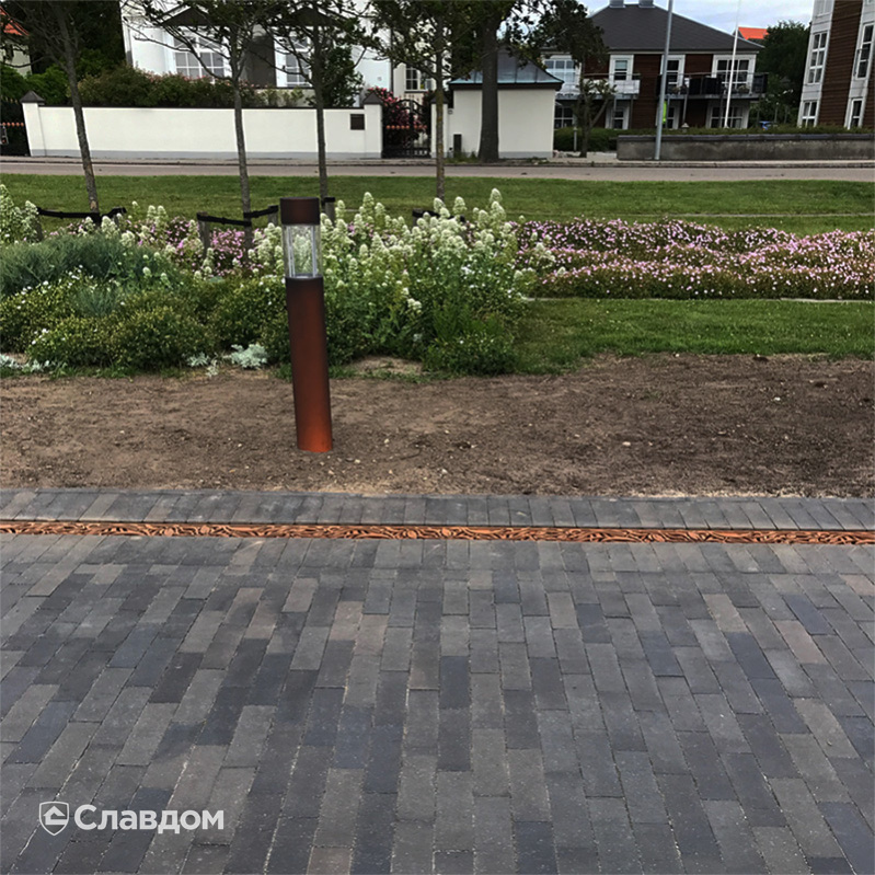 Парк в Сеннерборге с применением брусчатки MUHR 15 Schwarz-bunt edelglanz