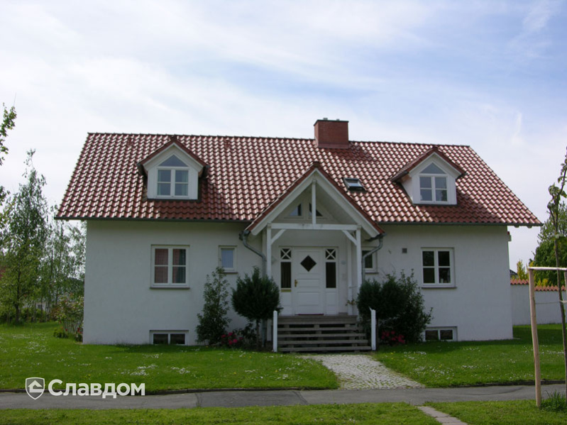 Дом с керамический черепицей Jacobi Z5 каминный красный глазурь