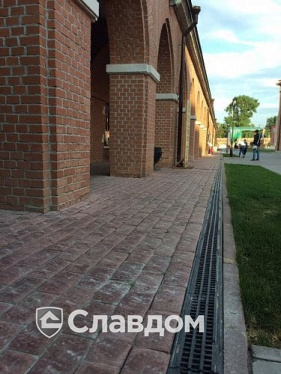 Поверхностный водоотвод Standartpark на территории Тульского кремля