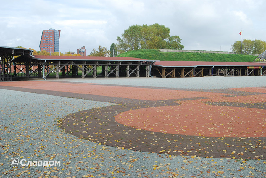 Площадь с применением брусчатки Penter Baltic Klinker Pavers Classic и Braun