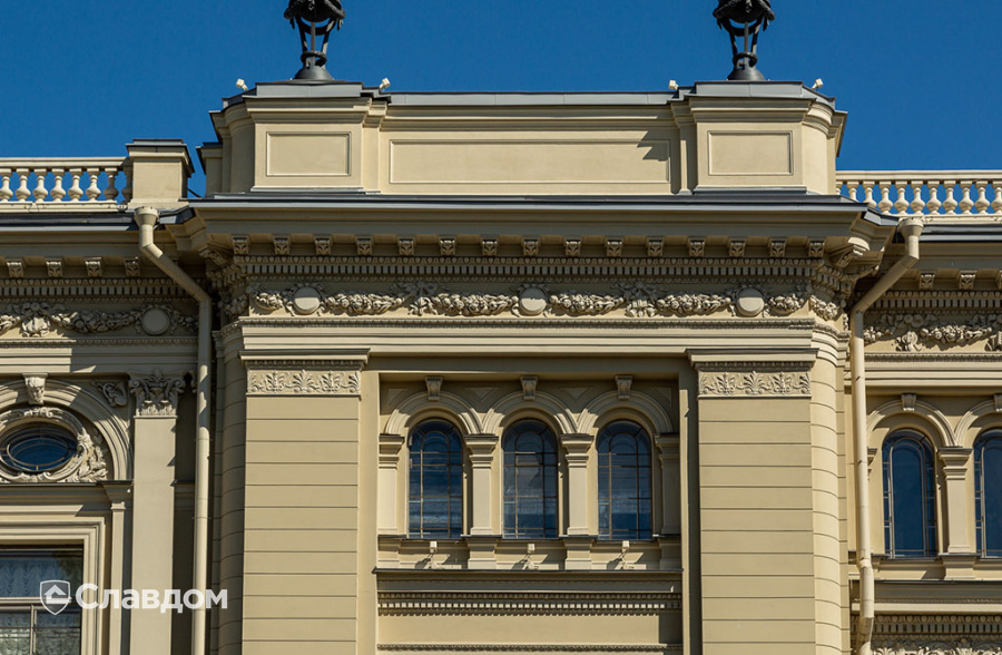 Консерватория им. Н.А. Римского-Корсакова на Театральной площади
