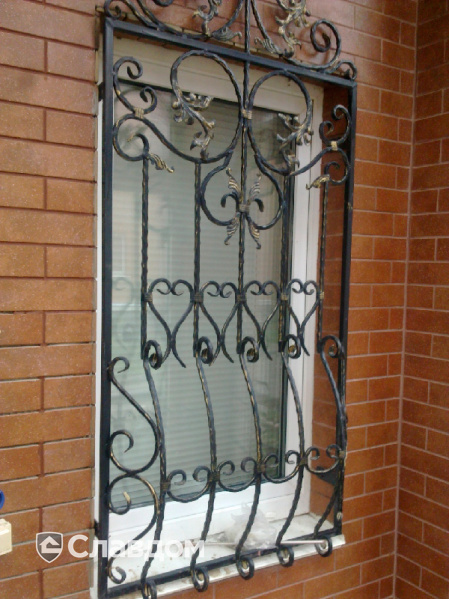 Дом с облицовкой фасадной плиткой Stroeher Keravette Shine 841 rosso