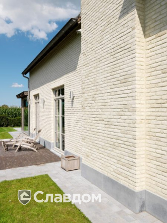 Коттедж с облицовкой кирпичом Terca Duifwit