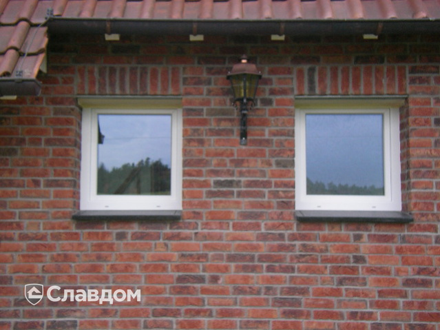 Двухэтажный коттедж с мансардой с облицовокой кирпичом Terca Milano