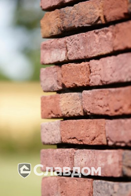 Частный дом в Герцеле с облицовкой кирпичом Terca Paarsblauw