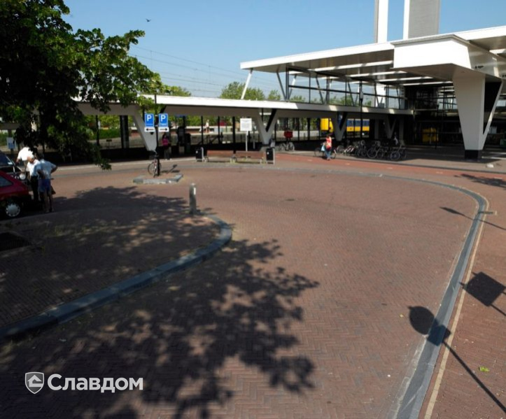 Привокзальная площадь в г.Алмело с применением брусчатки Penter Bruno