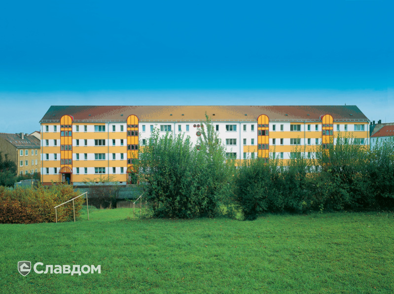 Многоквартирный жилой дом с черепицей Creaton Biber Klassik Braun Engobiert