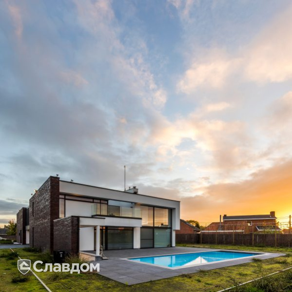 Частный дом в Эдегеме с облицовкой кирпичом Terca Wasserstrich Special E1