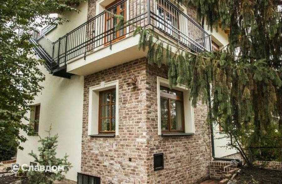 Частный дом с применением керамического кирпича ENGELS RETRO Hermitage Antiek 